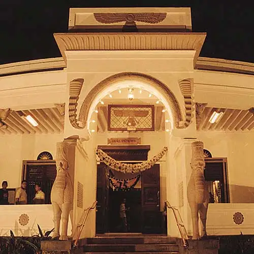 Rustom Framna Agiary entrance architecture designed by Jimmy Mistry