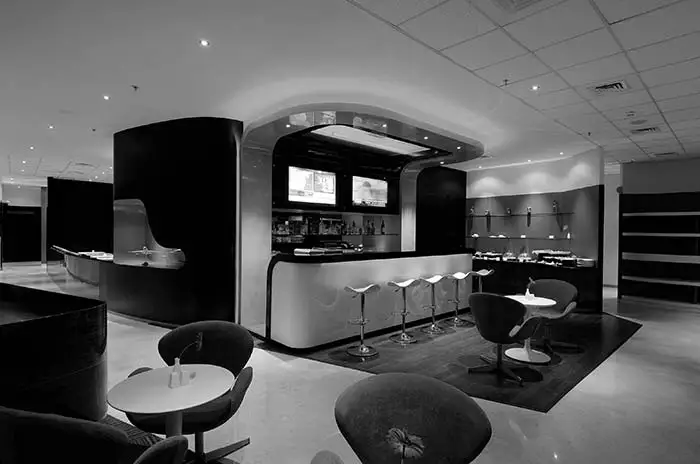 Architectural makeover of the Kalizma luxury yacht by Jimmy Mistry in 2006