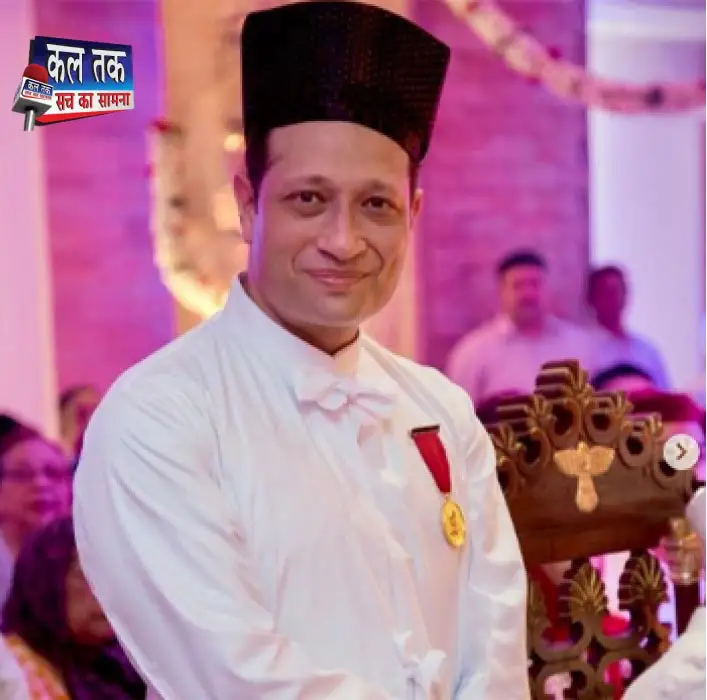 Parsi community celebrating enthronement of holy fire at Della Tower